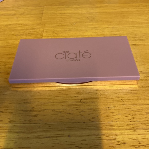 Ciate London, The Velvet, New, In Original Box - Picture 2 of 4